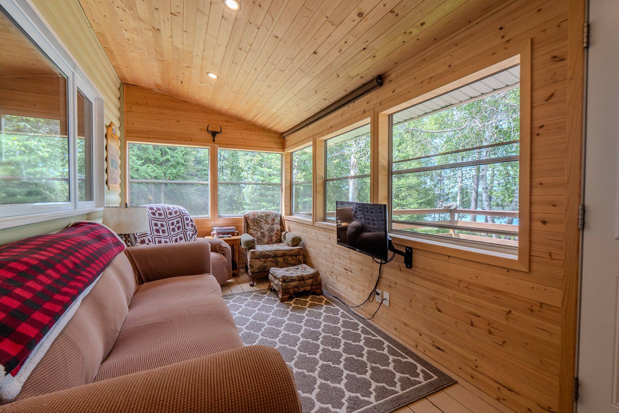 Temagami, ON P0H 1T0,75 Richfield RD