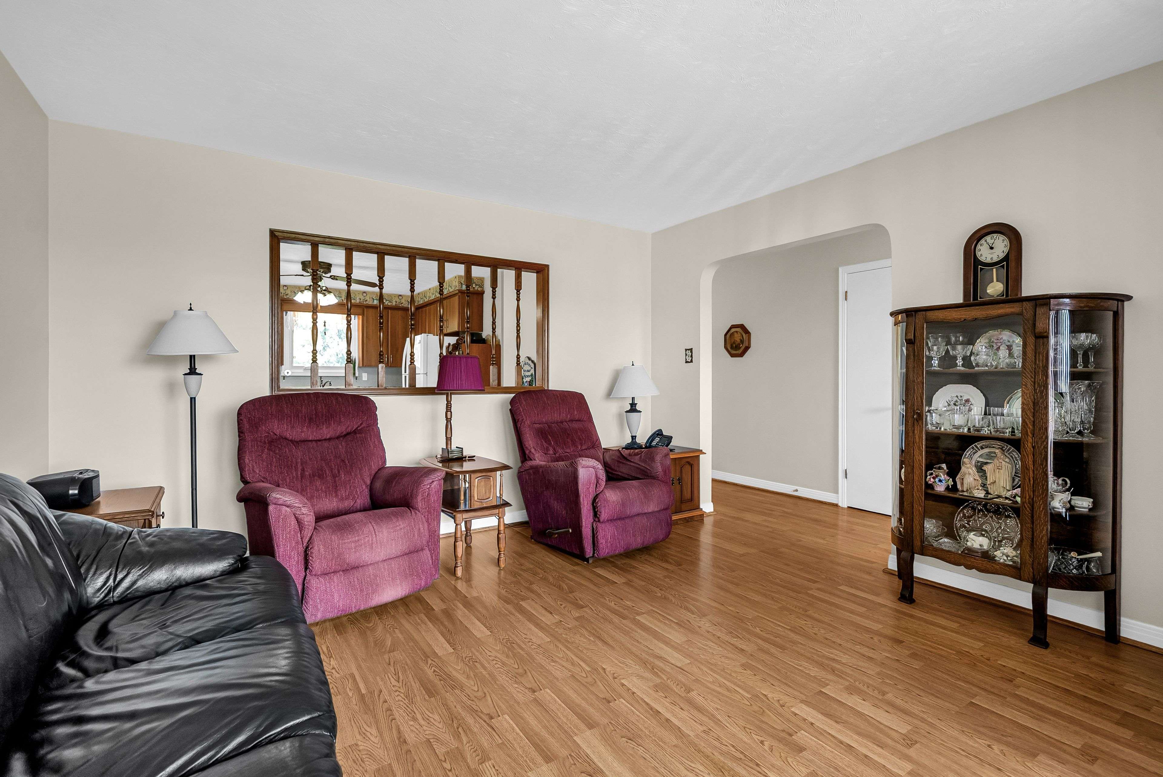 Cornwall, ON K6J 4X5,1405 Norman AVE