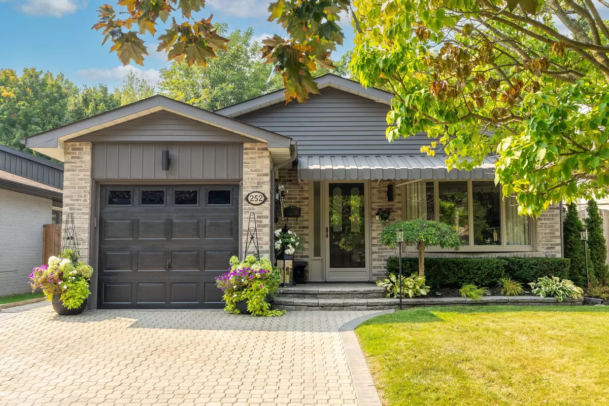 Oshawa, ON L1J 6K9,252 Limerick ST