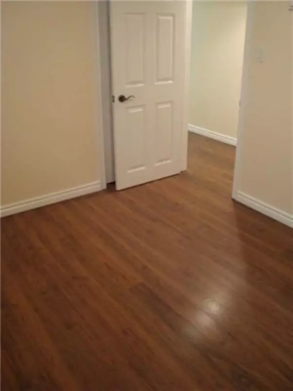 Toronto C07, ON M2R 2J8,46 Transwell AVE #Unit B