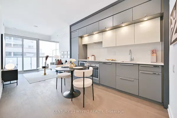 Toronto C01, ON M4Y 0B9,15 Grenville ST #1007