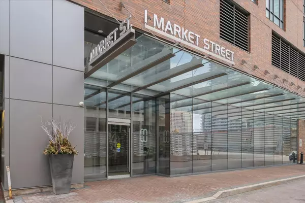 Toronto C08, ON M5E 0A2,1 Market ST #1313