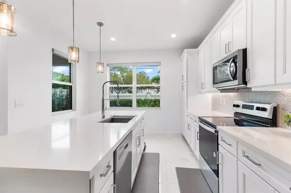Deerfield Beach, FL 33442,632 Parsons Way