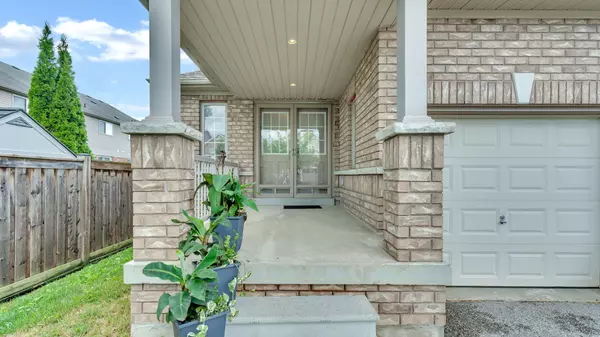 New Tecumseth, ON L9R 0C1,58 Warman ST
