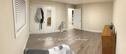 Barrie, ON L4M 4A1,292 St Vincent ST