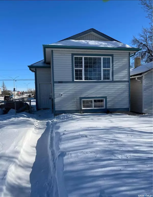 901 Rae STREET, Regina, SK S4T 2B5