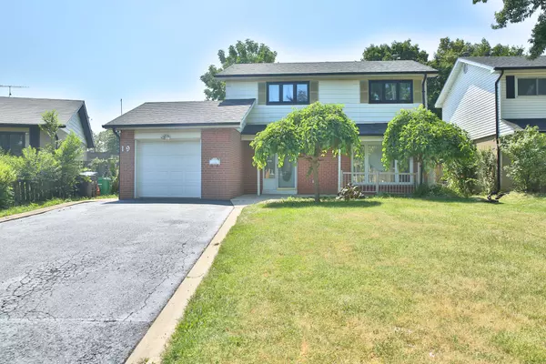 19 Windermere CT SW, Brampton, ON L6X 2L5