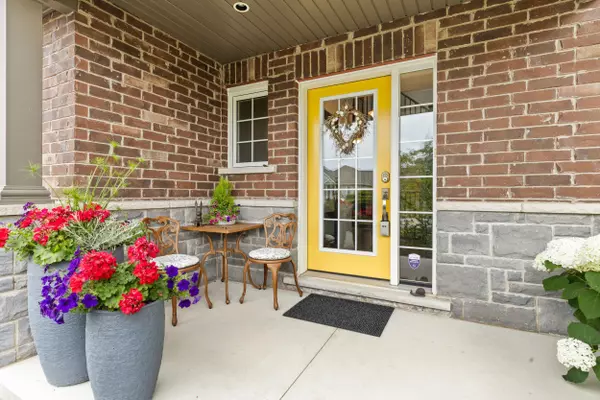Niagara Falls, ON L2H 0G2,5799 Osprey ST