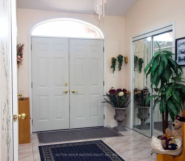 Frontenac, ON K0H 1H0,4907 Alex McLean LN N