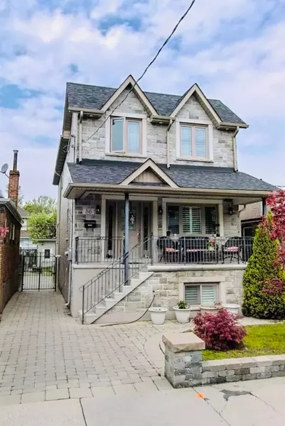 56 Sammon AVE #Upper Level, Toronto E03, ON M4J 1Y6