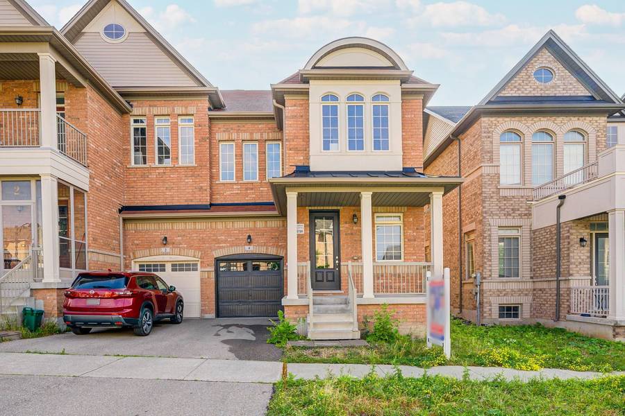 4 Christian Ritter DR, Markham, ON L6C 0W1