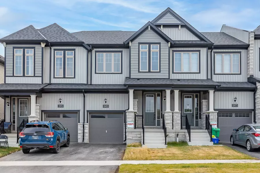 645 Pollock GRV W #11, Peterborough North, ON K9K 0J6