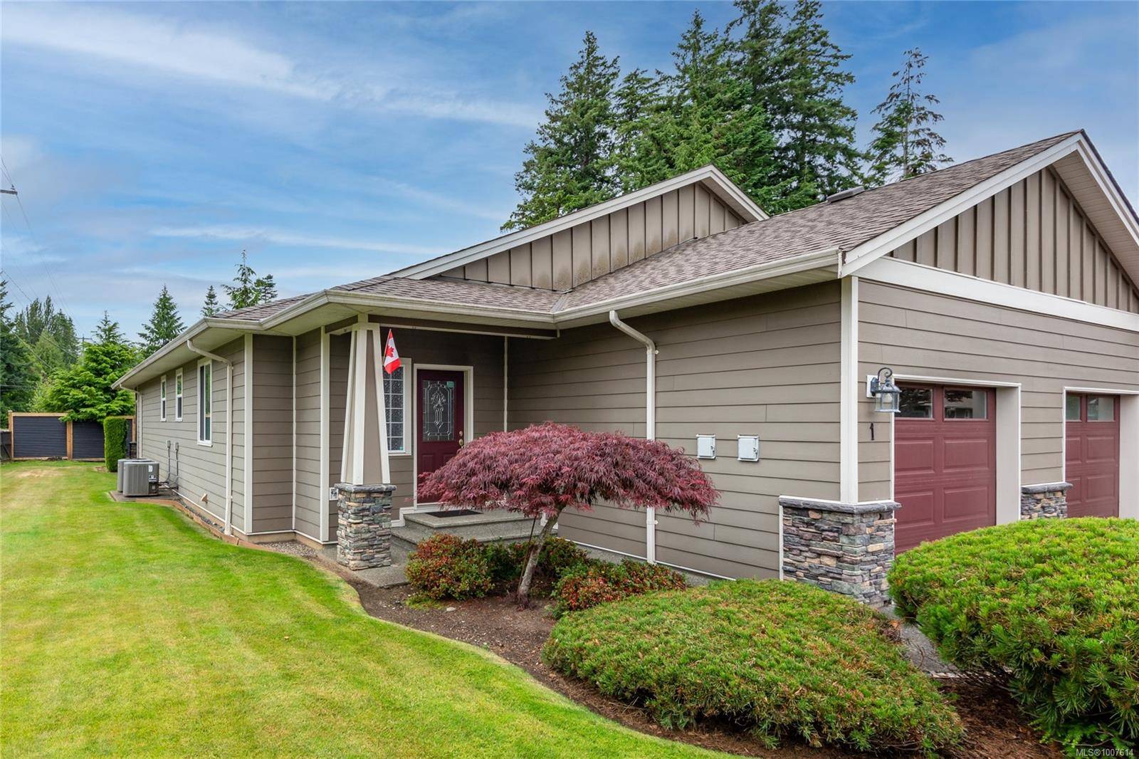 346 Erickson Rd #1, Campbell River, BC V9W 1S7