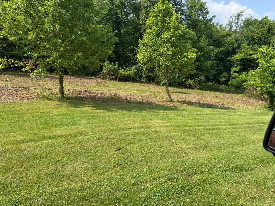 2 Roberts Ridge Rd., Moundsville, WV 26041