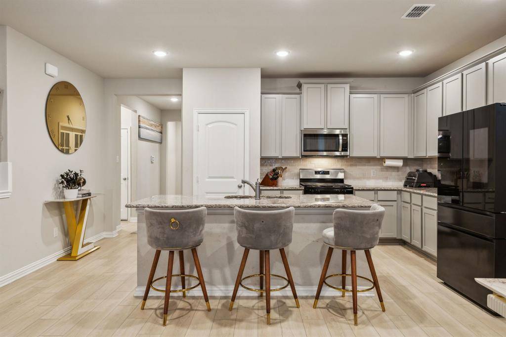 1705 Gracehill Way, Forney, TX 75126