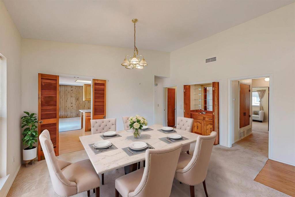 402 Los Santos Drive, Garland, TX 75043