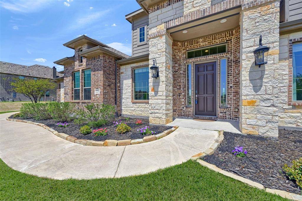 Van Alstyne, TX 75495,221 Ohanlon Drive