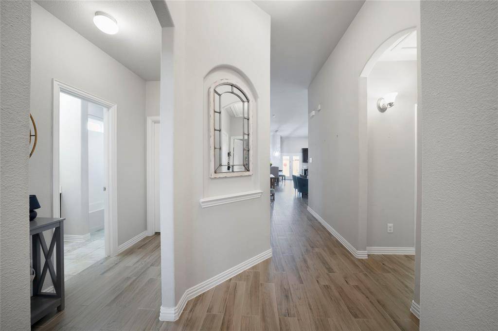 Aubrey, TX 76227,616 Chippewa Way