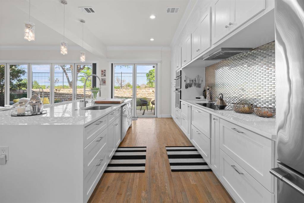 Plano, TX 75093,3116 Prestonwood Drive