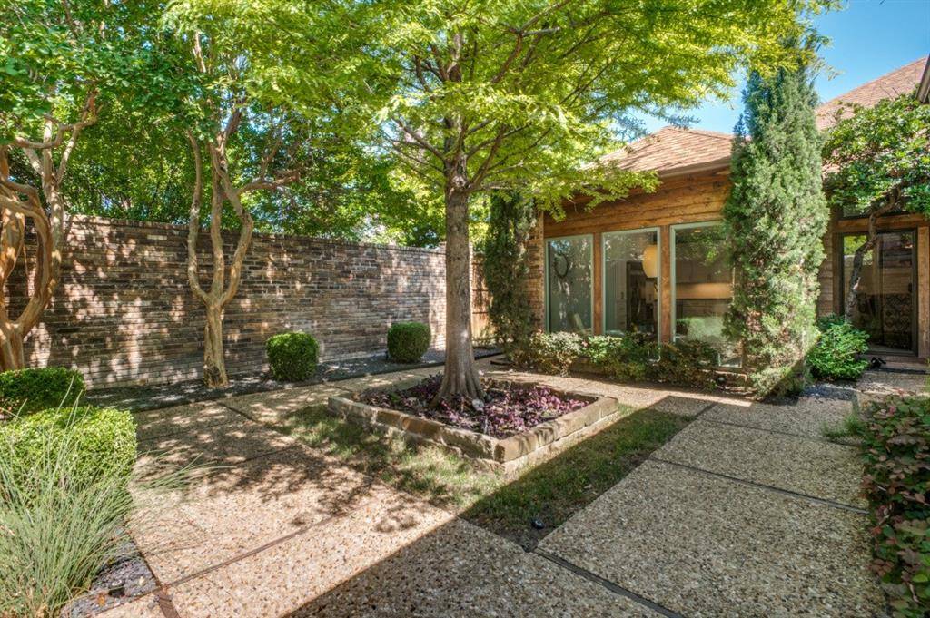 Dallas, TX 75243,9411 Whitehurst Drive