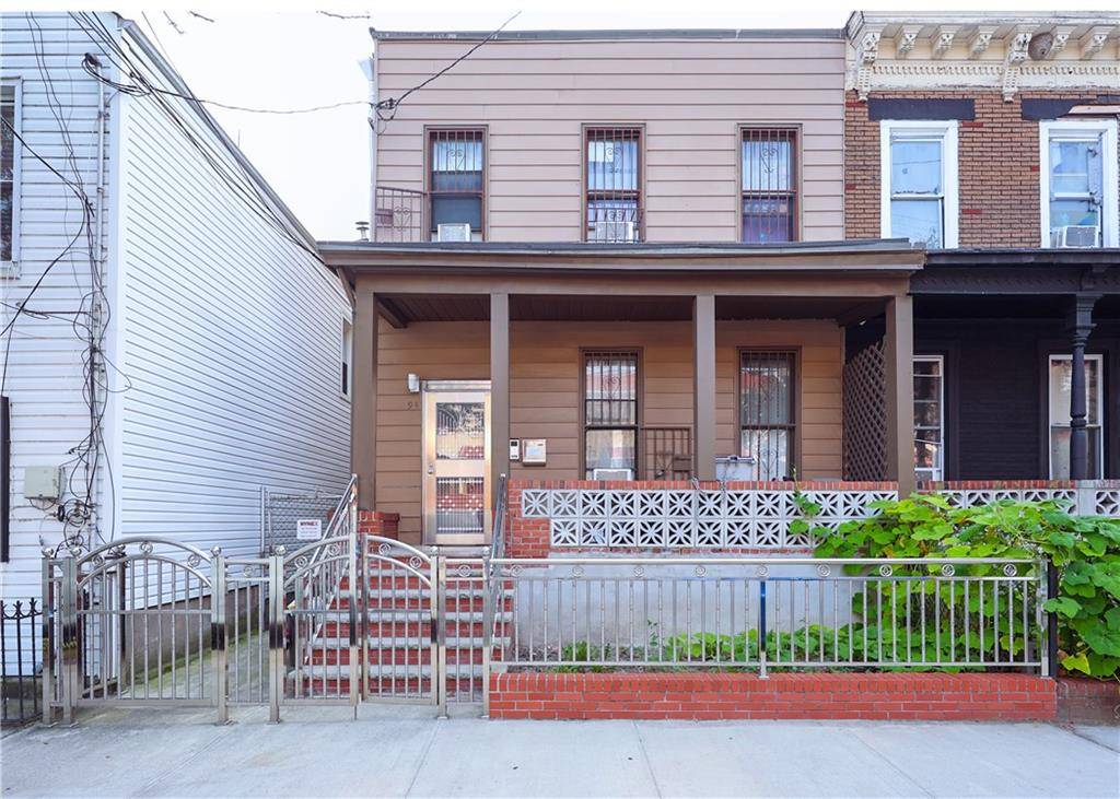 94 Wyona ST, Brooklyn, NY 11207