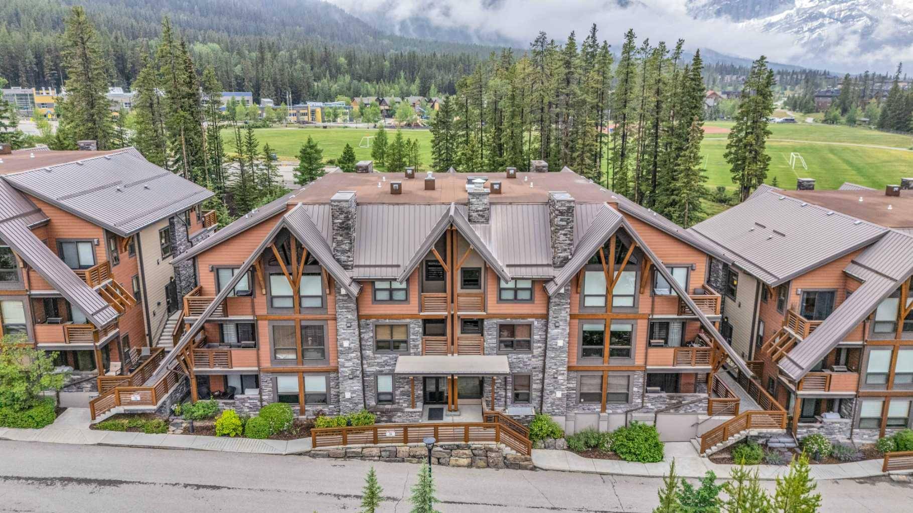 2100B STEWART CREEK DR #201, Canmore, AB T1W 0G3