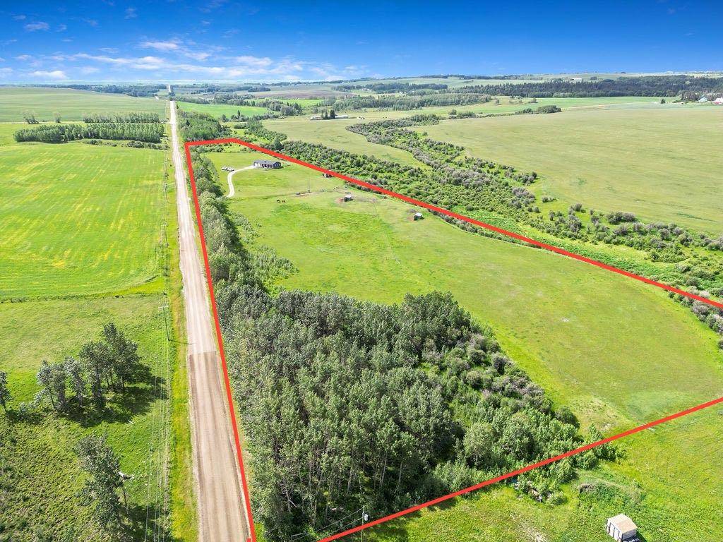 Rural Mountain View County, AB T0M 0R0,30028 Range Road 41