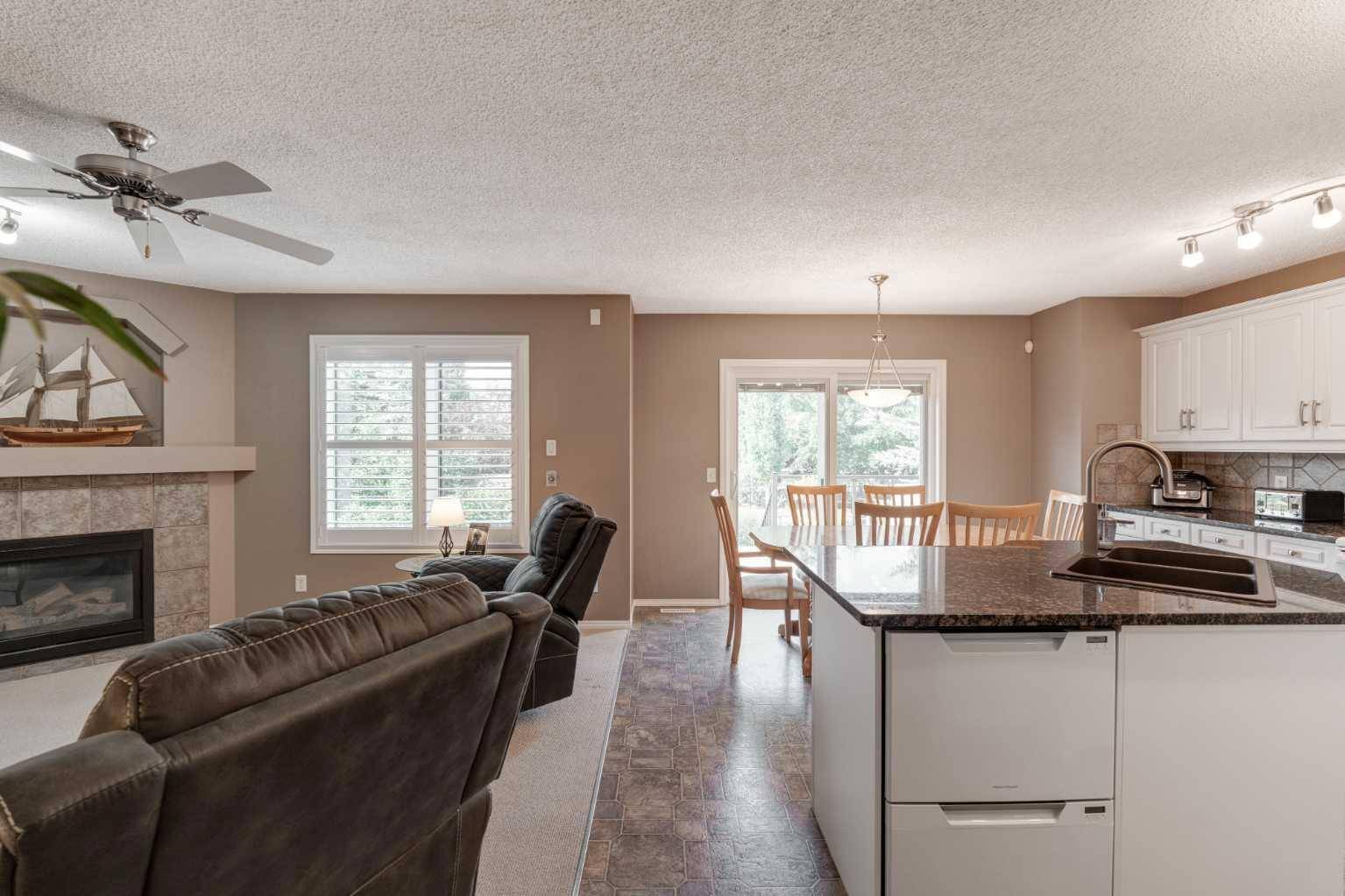 Calgary, AB T3M 1B4,228 Cranfield PARK Southeast