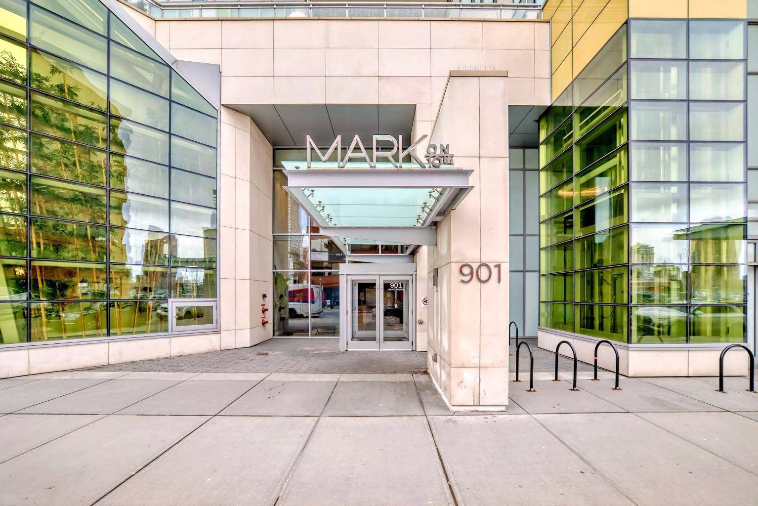 901 10 AVE Southwest #1001, Calgary, AB T2R 0B5