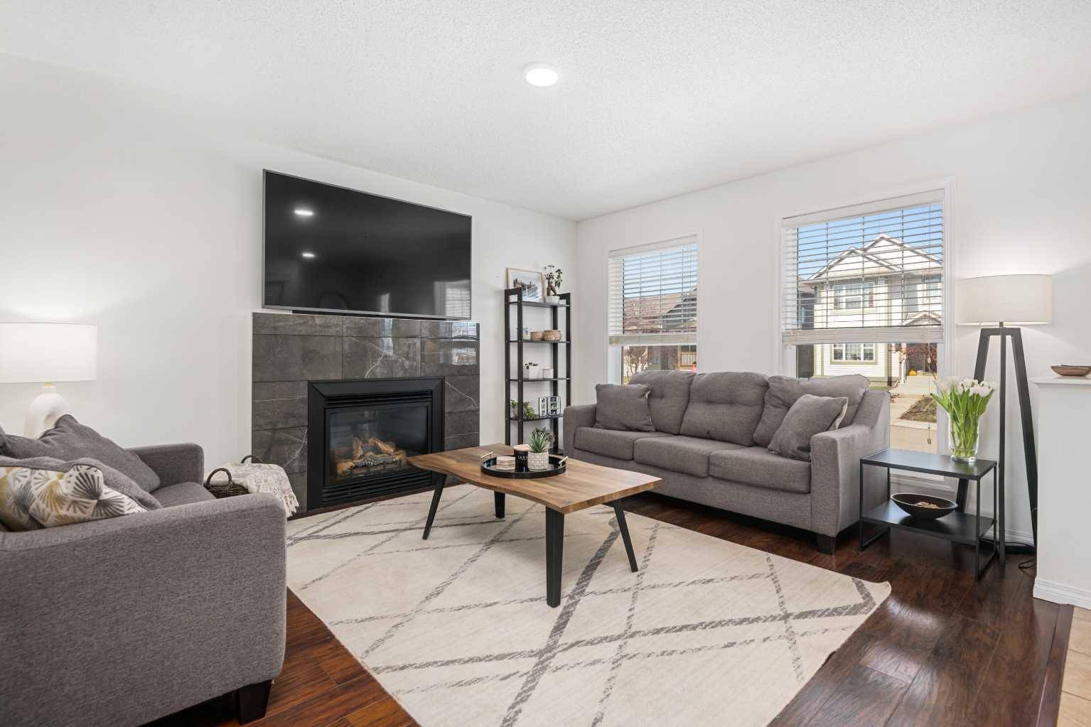 Airdrie, AB T4B 0C9,206 Morningside GDNS SW