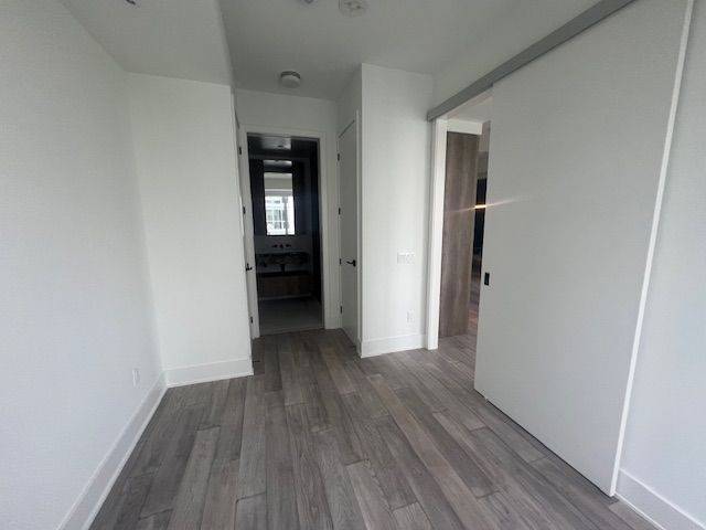 Toronto C02, ON M4W 0B7,11 Yorkville AVE #4804