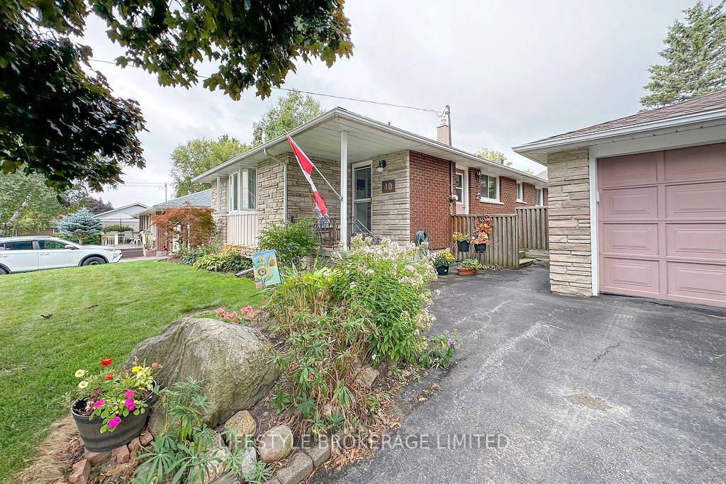 Scugog, ON L9L 1E2,40 Ash ST