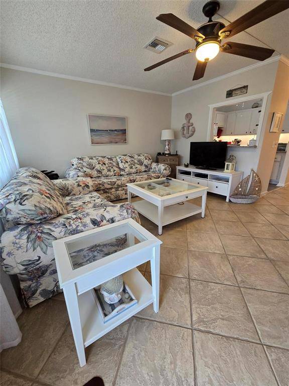 Deerfield Beach, FL 33442,106 Prescott #106