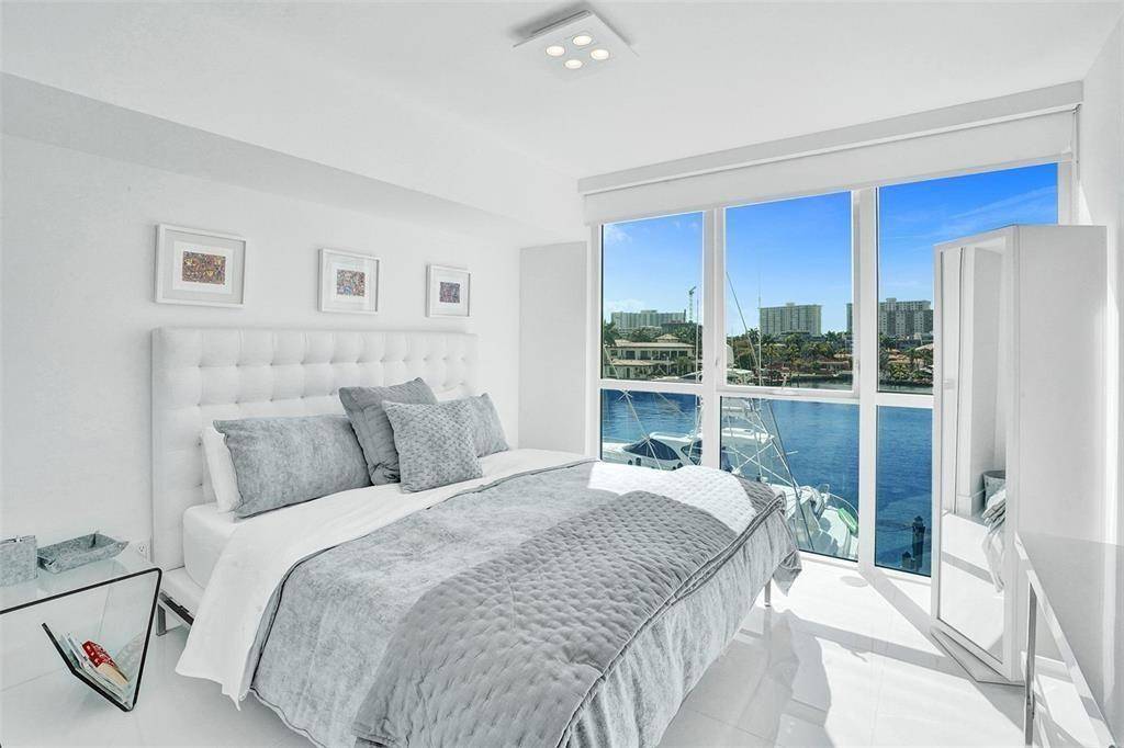 Sunny Isles Beach, FL 33160,400 Sunny Isles Blvd