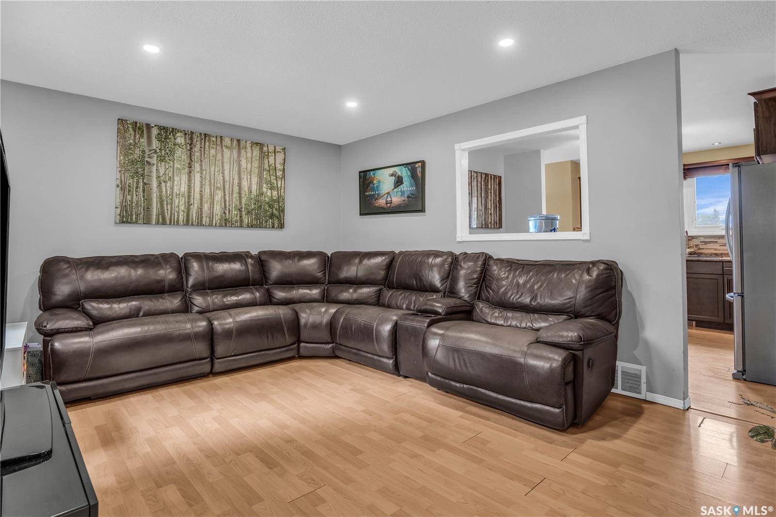 Regina, SK S4T 6T4,214 TRUDELLE CRESCENT