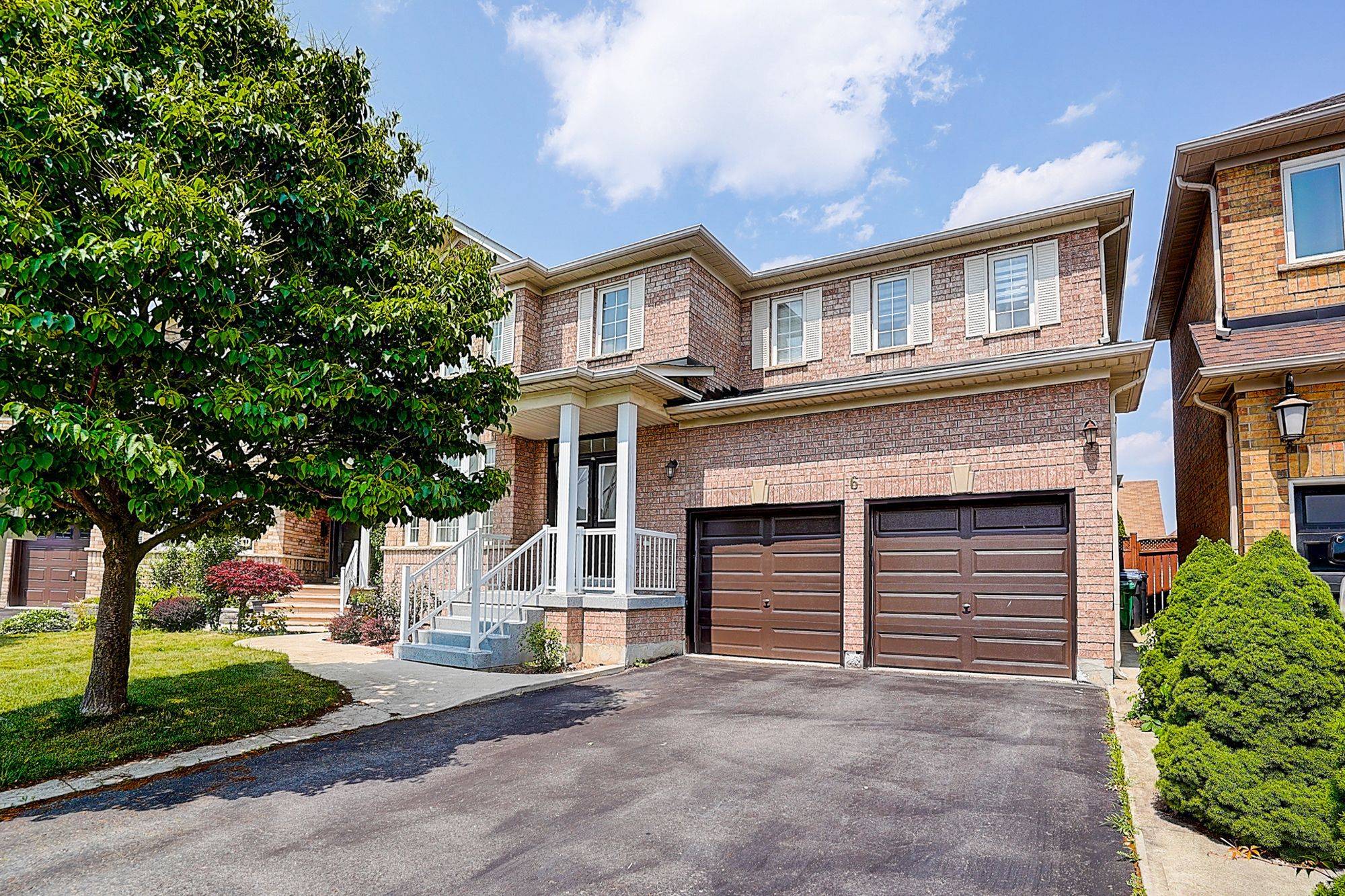Brampton, ON L7A 2E3,6 Courtsfield CRES