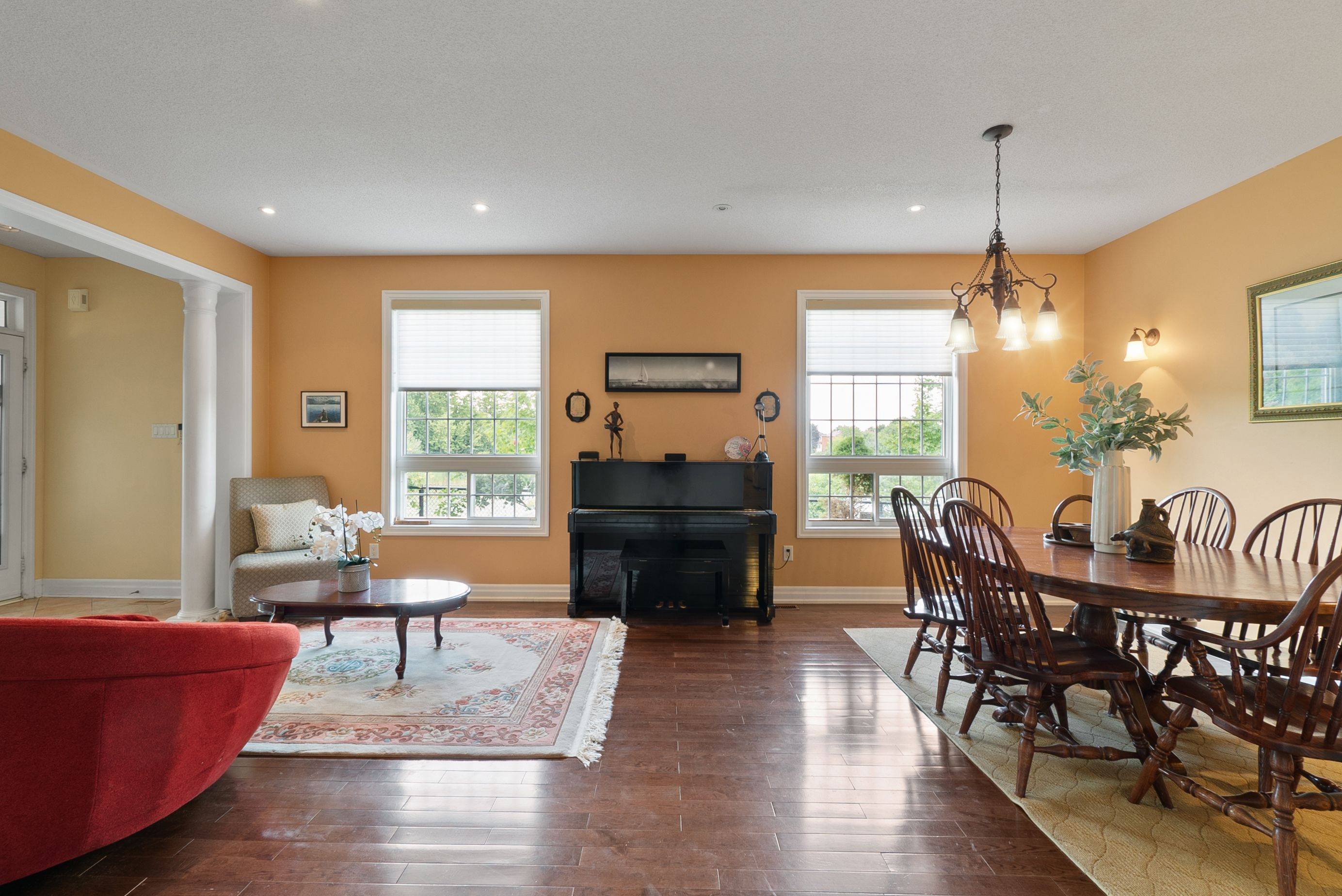 Mississauga, ON L5N 8K1,3860 Pondview WAY