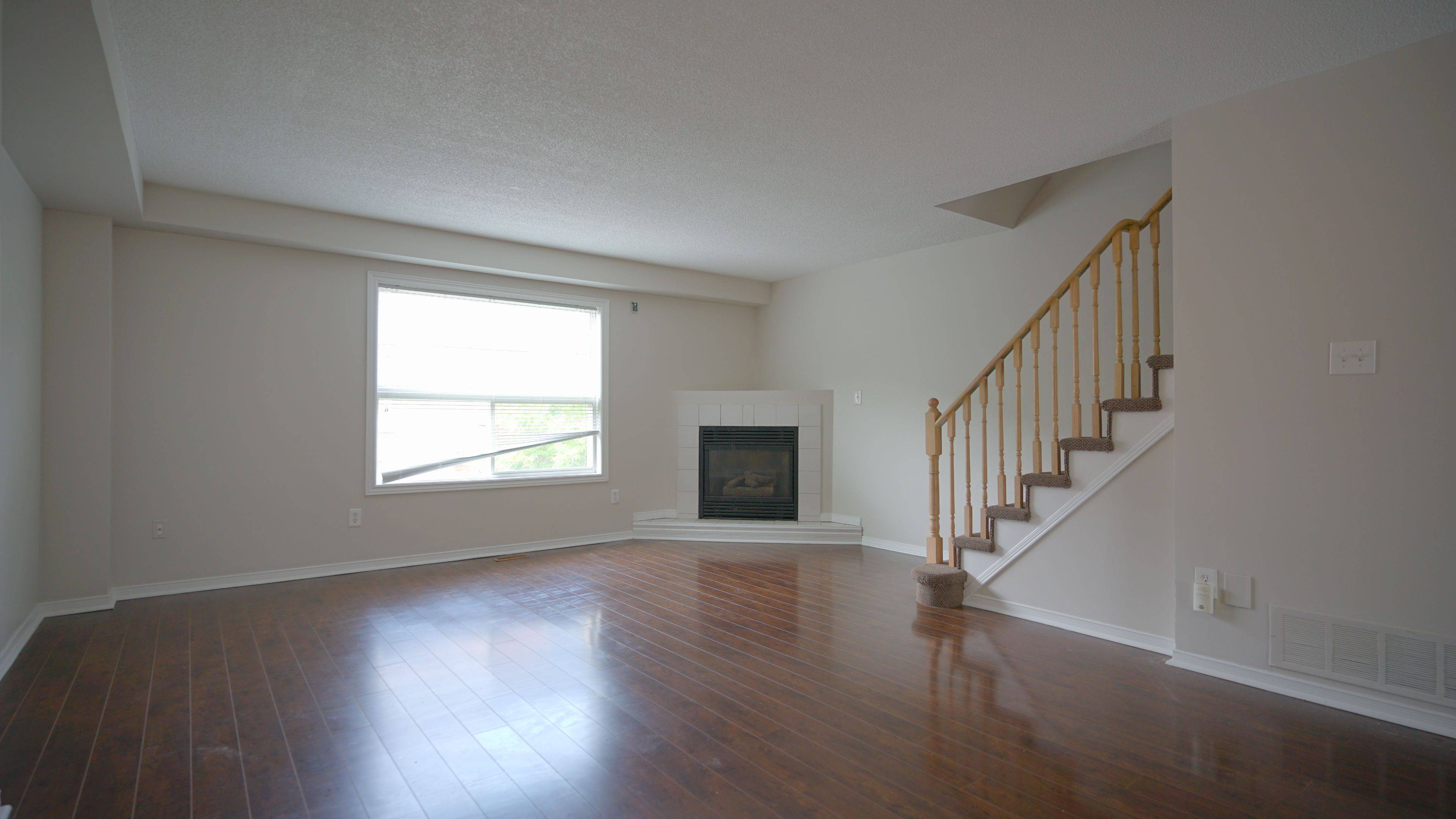 Oakville, ON L6M 3J4,1530 Reeves Gate #24