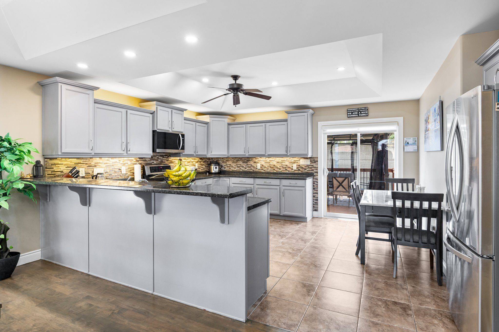 Lakeshore, ON N9K 1E2,239 BRANTON CRES