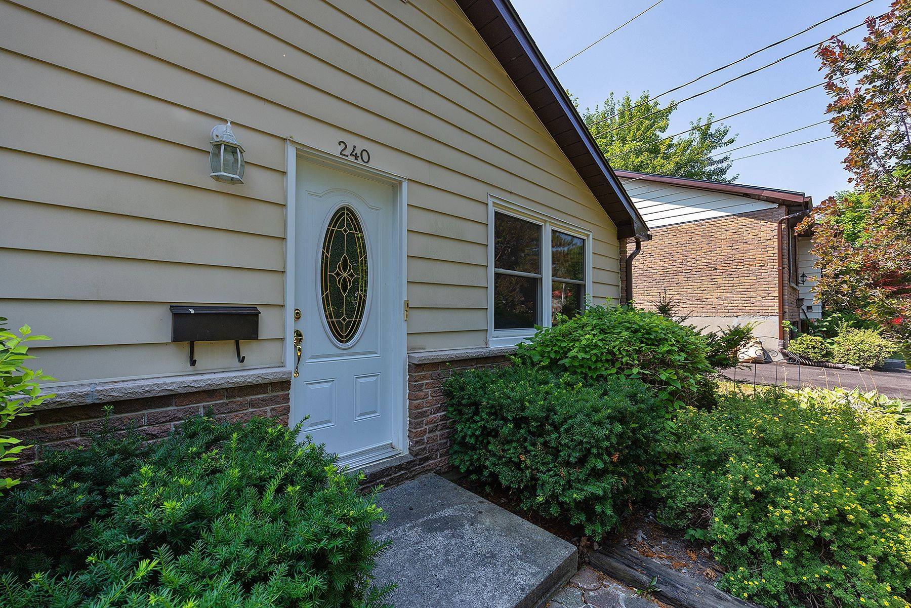 Greater Napanee, ON K7R 1C7,240 Church ST