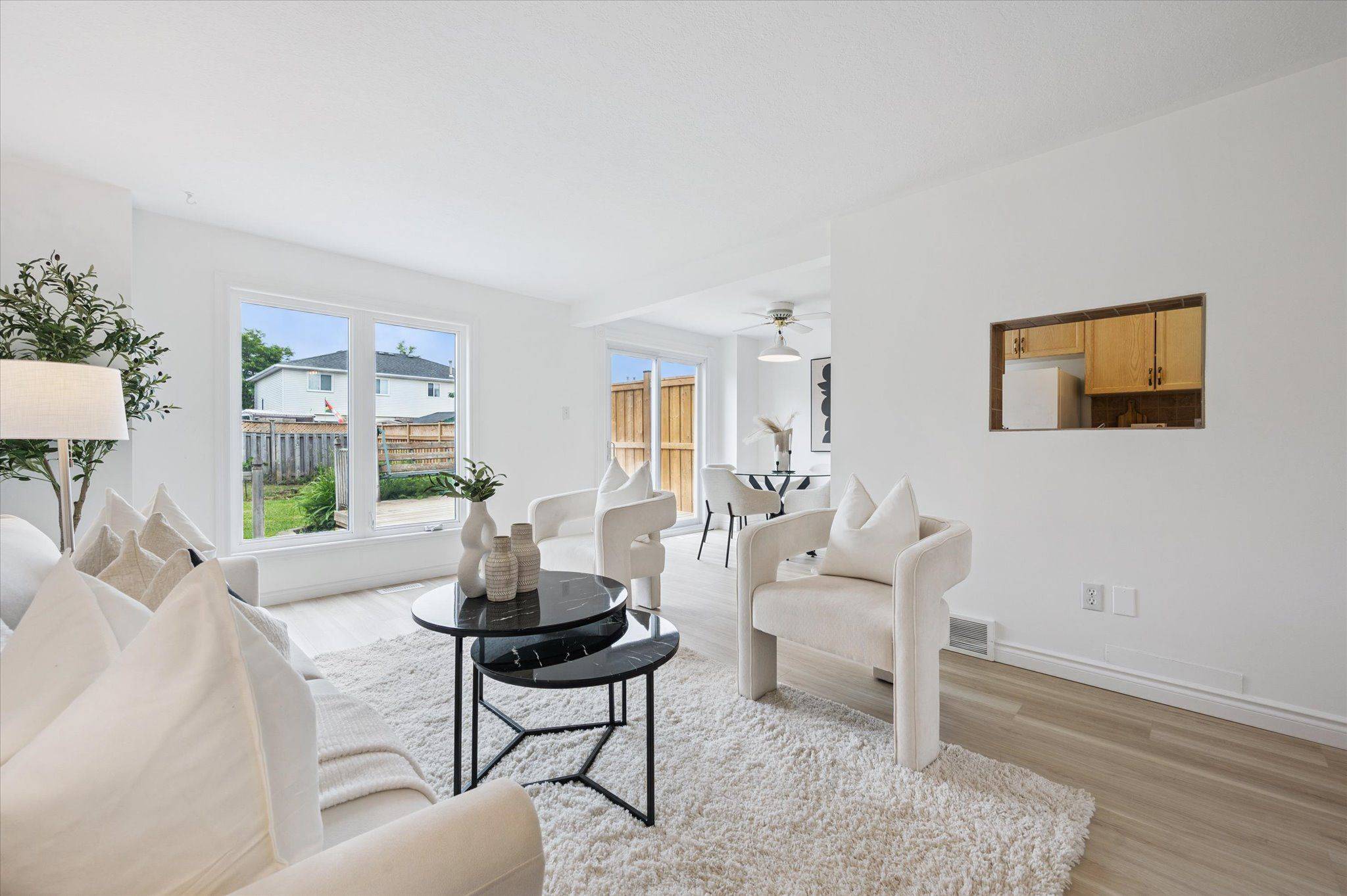 Kitchener, ON N2E 3K8,17 Tamvale CRES