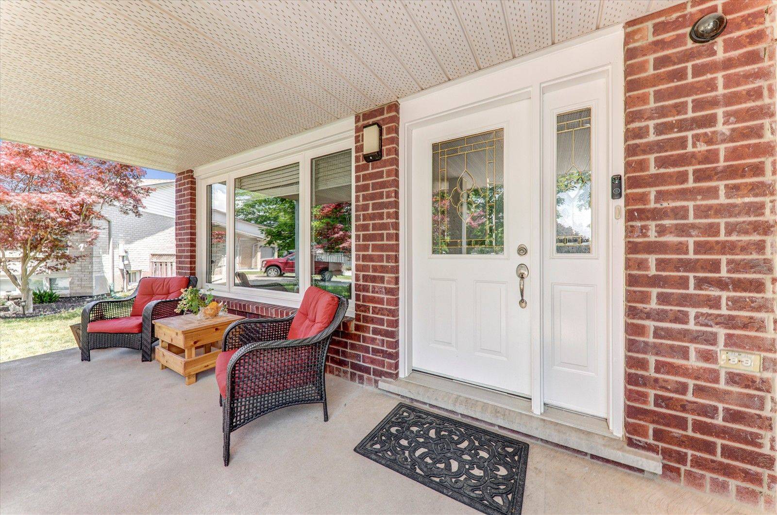 Thorold, ON L2V 4Z1,9 Parkview CT