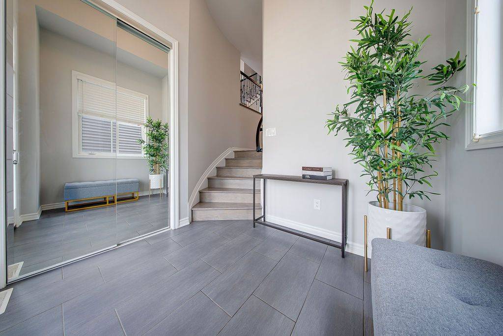 Barrhaven, ON K2J 6N6,405 Aphelion CRES