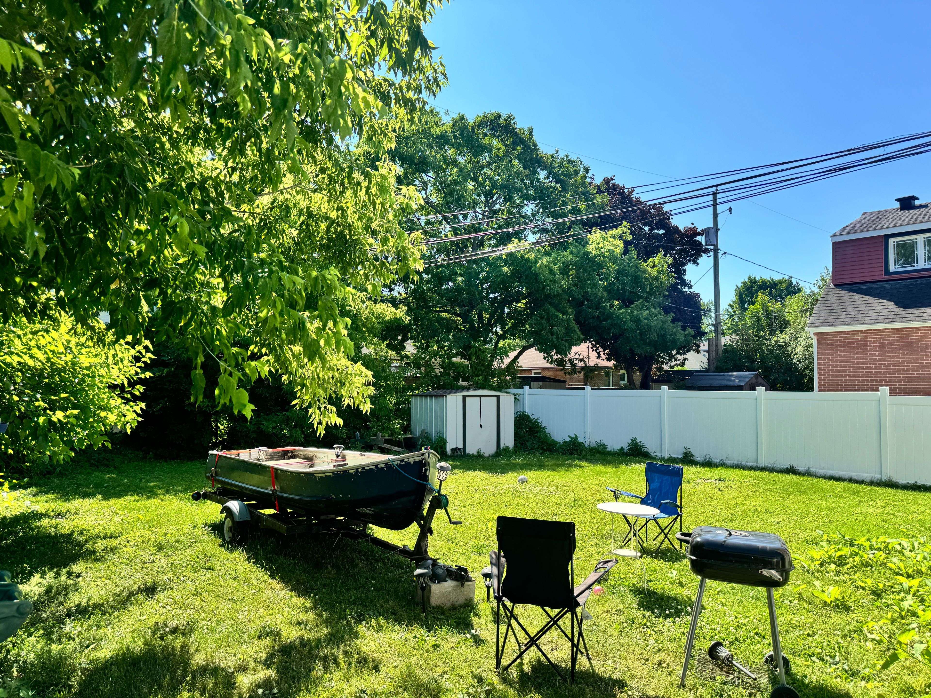 Billings Bridge - Riverside Park And Area, ON K1V 8E7,2473 Chasseur AVE