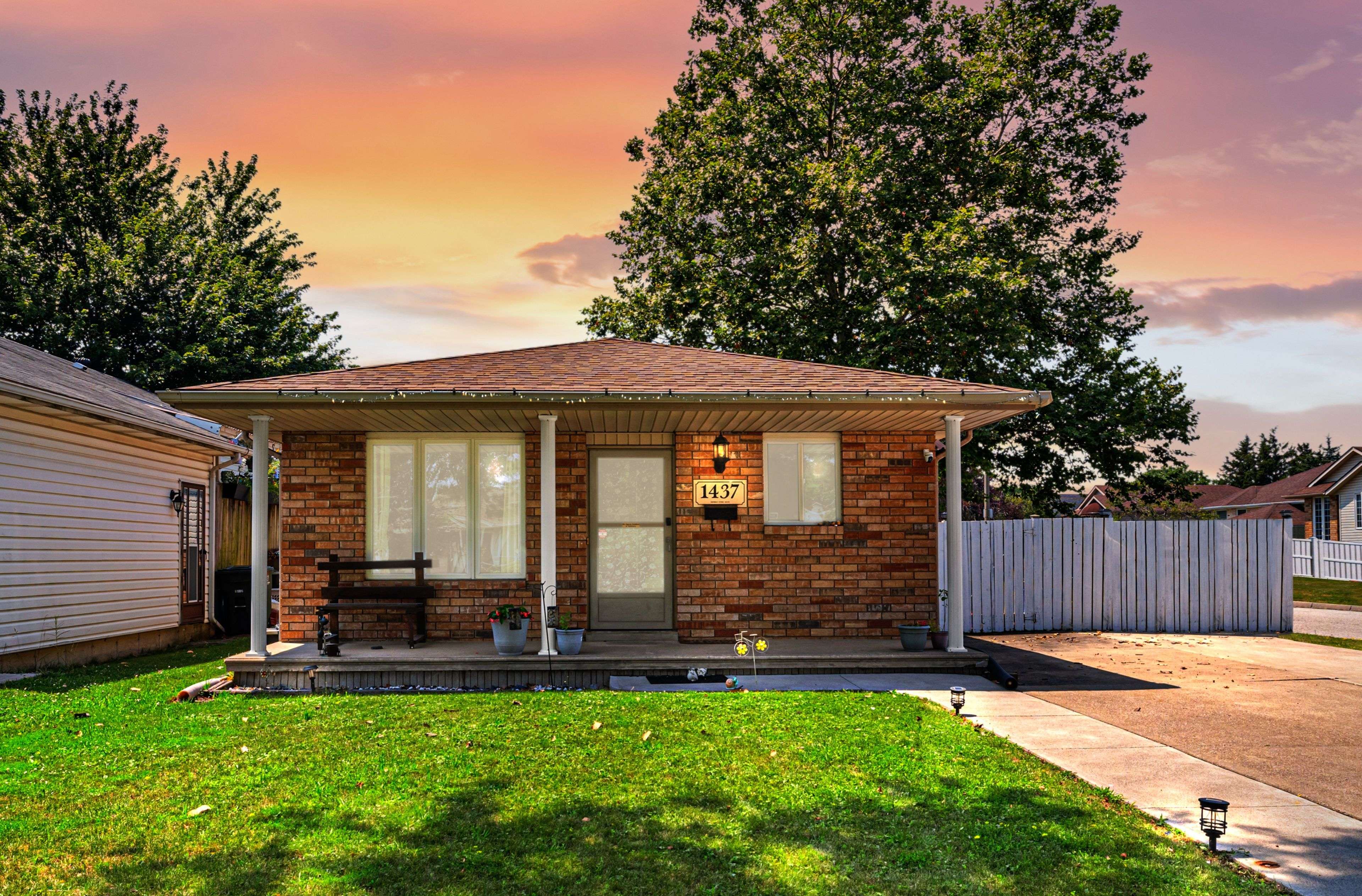 1437 Hansen CRES W, Windsor, ON N8W 5P4