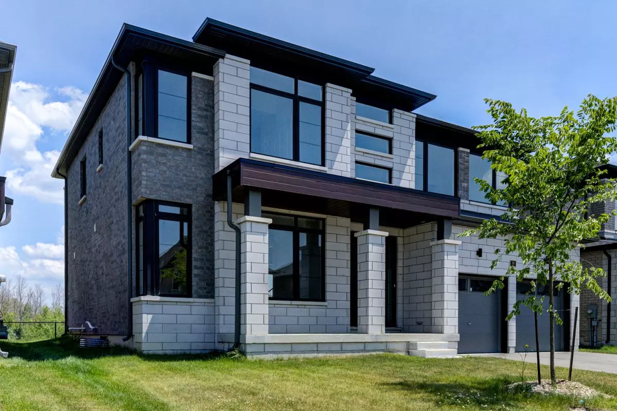 Wasaga Beach, ON L9Z 0N4,18 Rosanne CIR