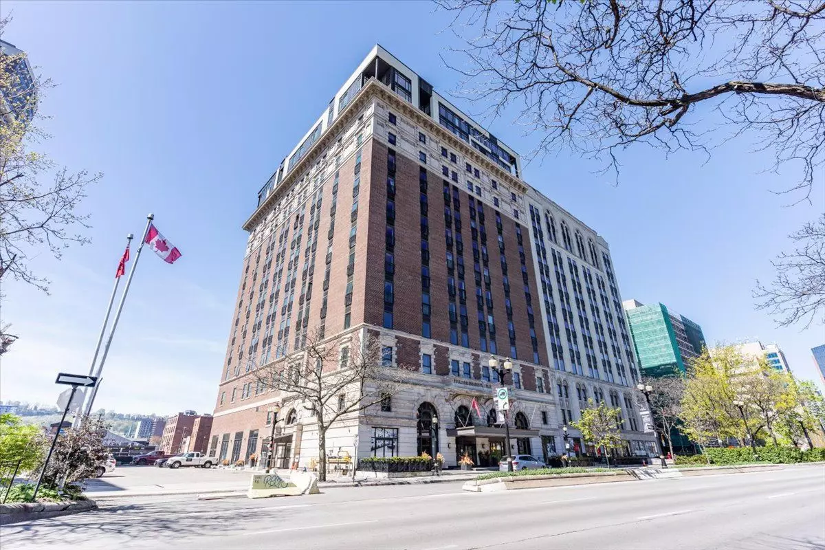Hamilton, ON L8N 0A9,118 King ST E #620