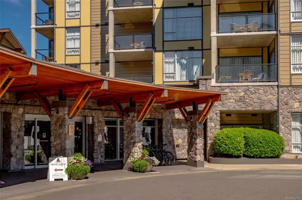 181 Beachside Dr #906D, Parksville, BC V9P 0B1
