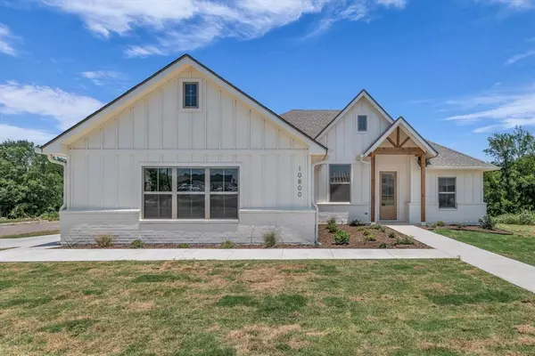 10800 Granada Drive, Waco, TX 76708