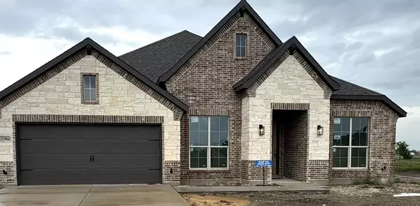 12904 Little Wolf Drive, Godley, TX 76044